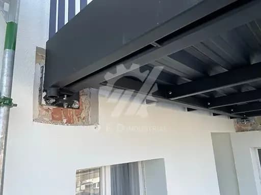 Vonkajšie schodisko